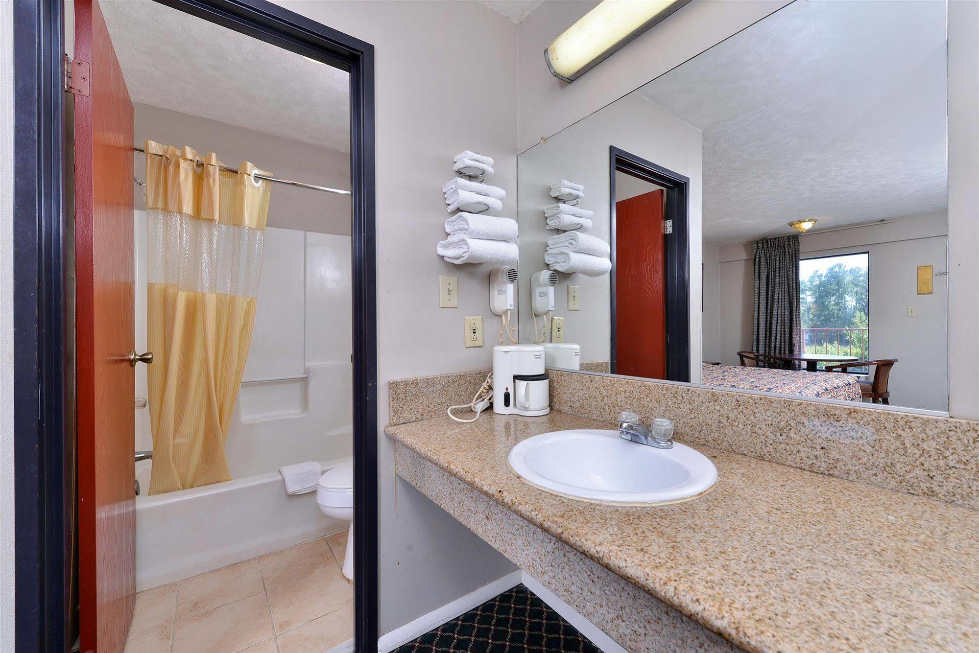 Americas Best Value Inn - Augusta / South Kültér fotó